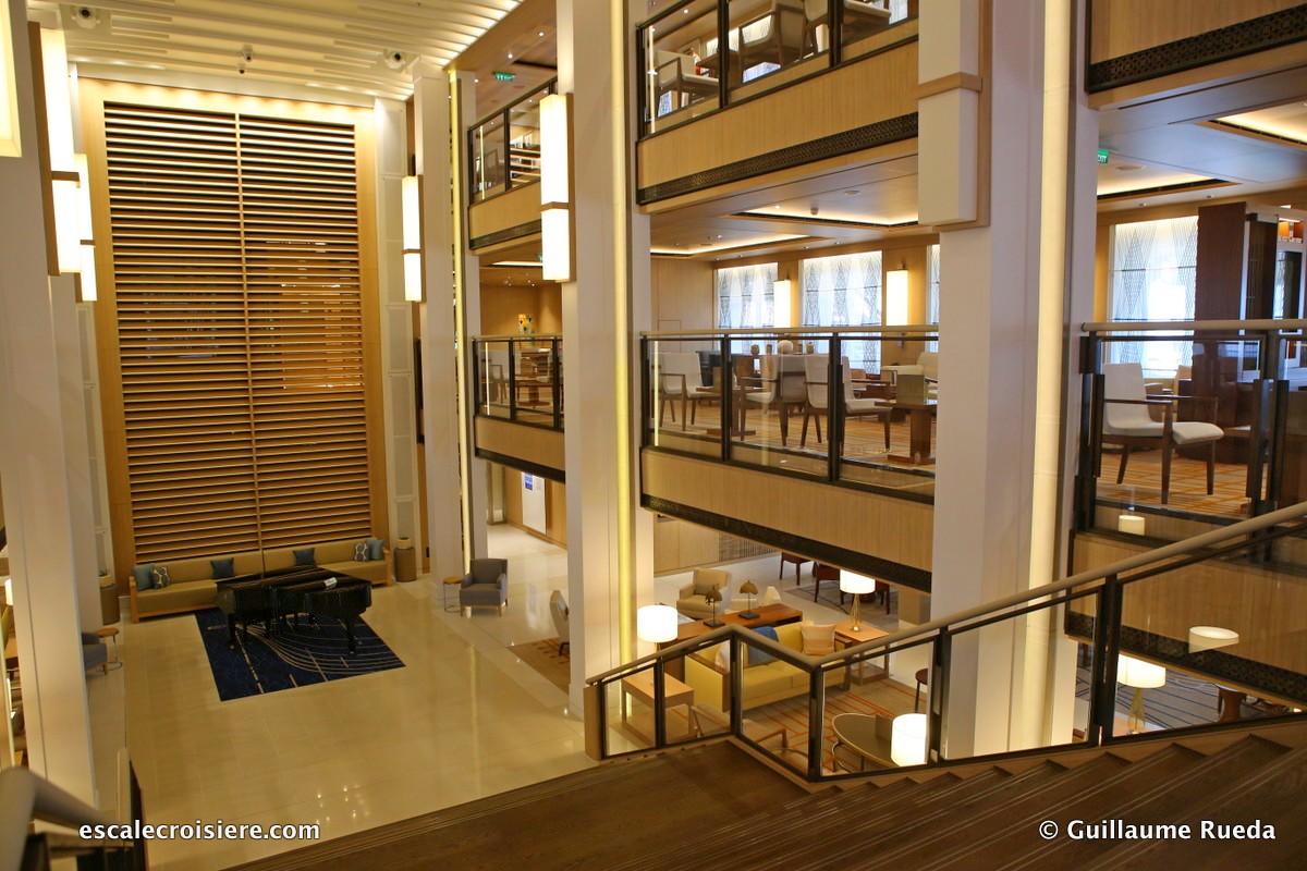 Viking Jupiter - Atrium