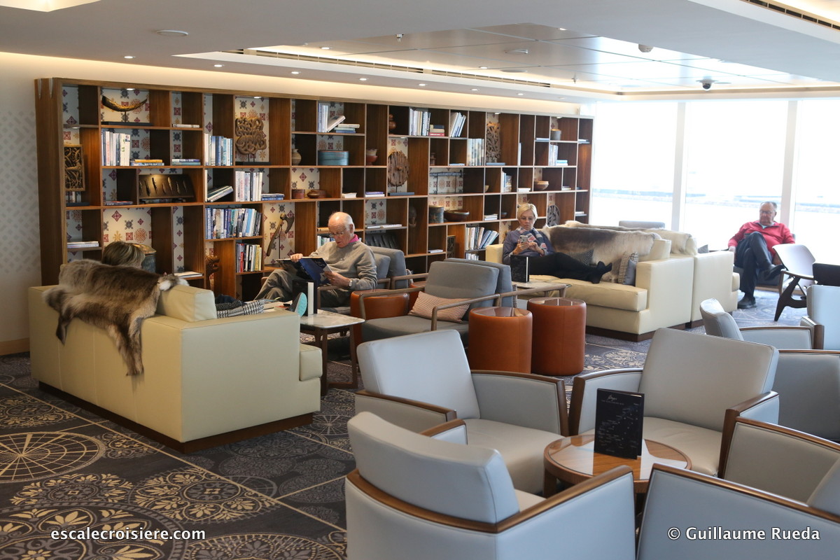 Viking Jupiter - Living Room