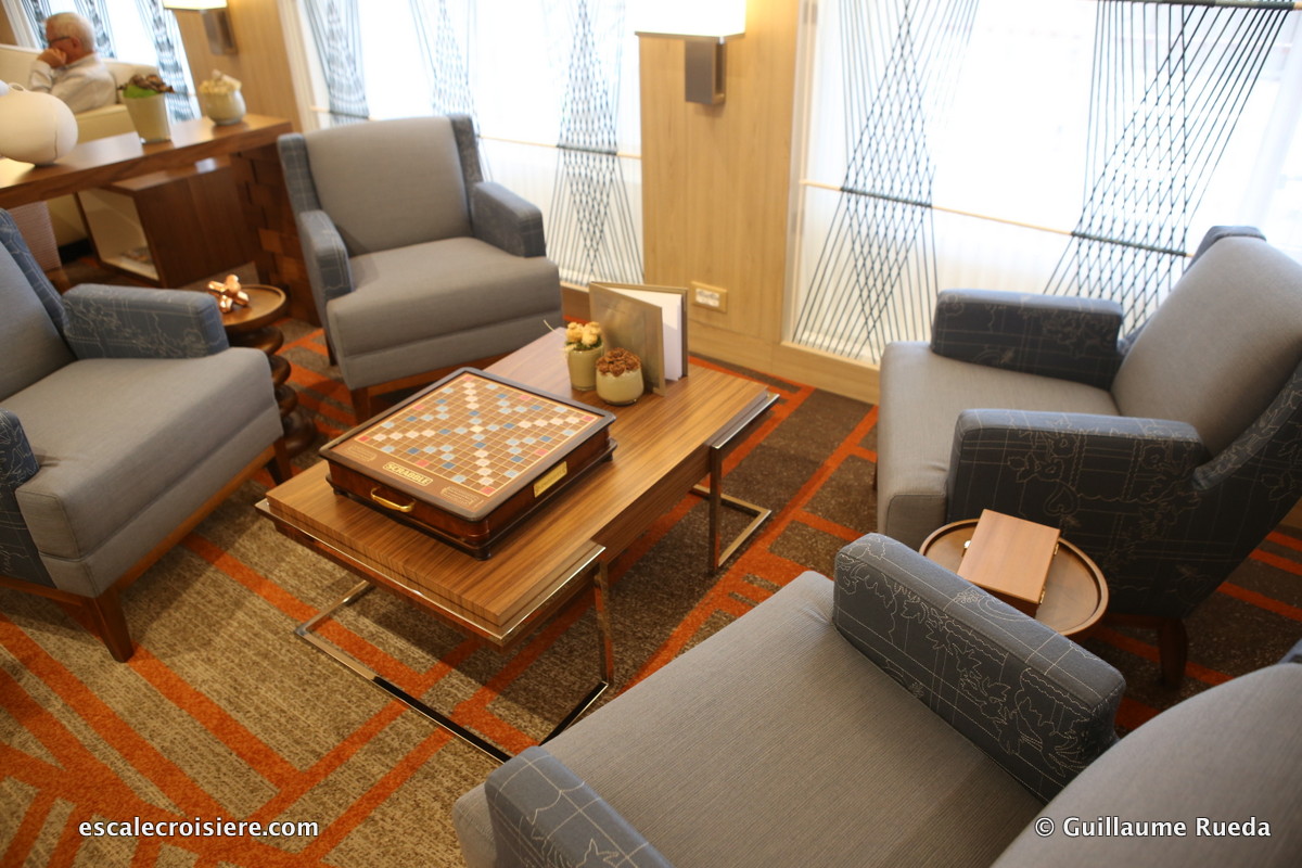 Viking Jupiter - Atrium - Scrabble