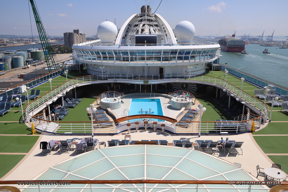Crown Princess - Piscine Neptune's