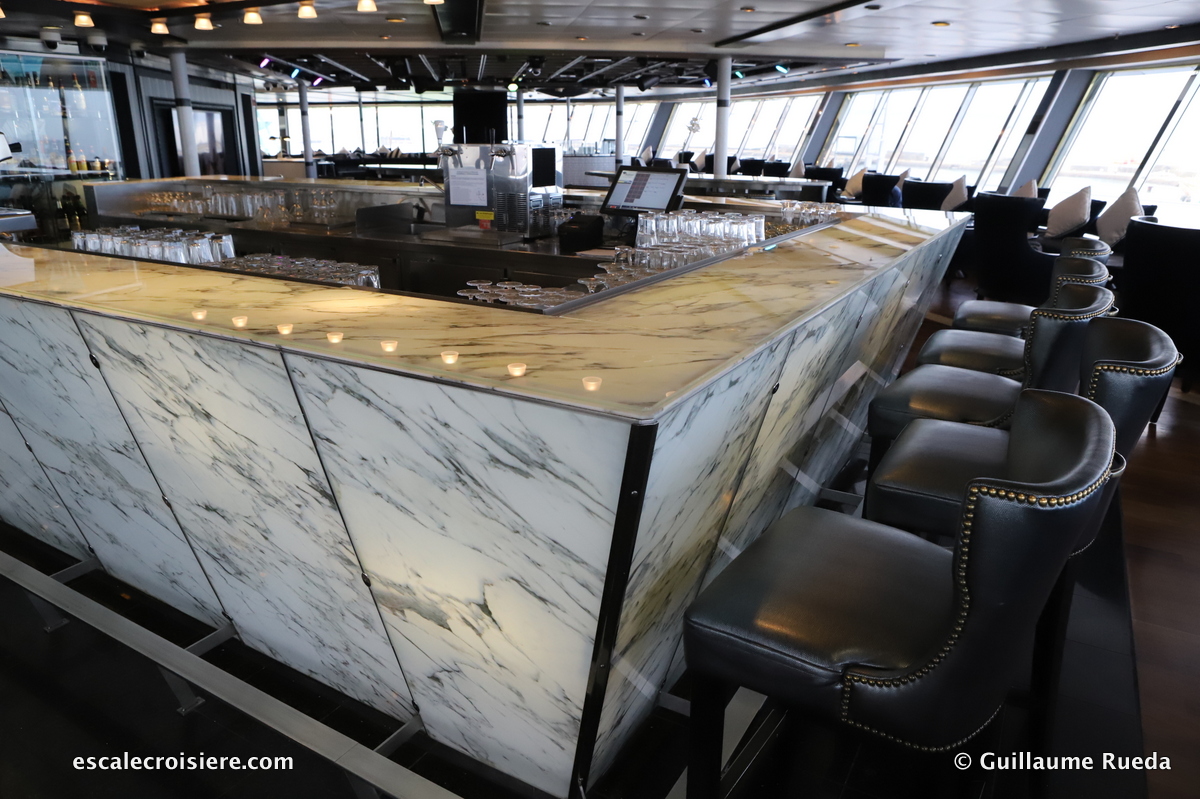 Vasco Da Gama - Bars & Salons