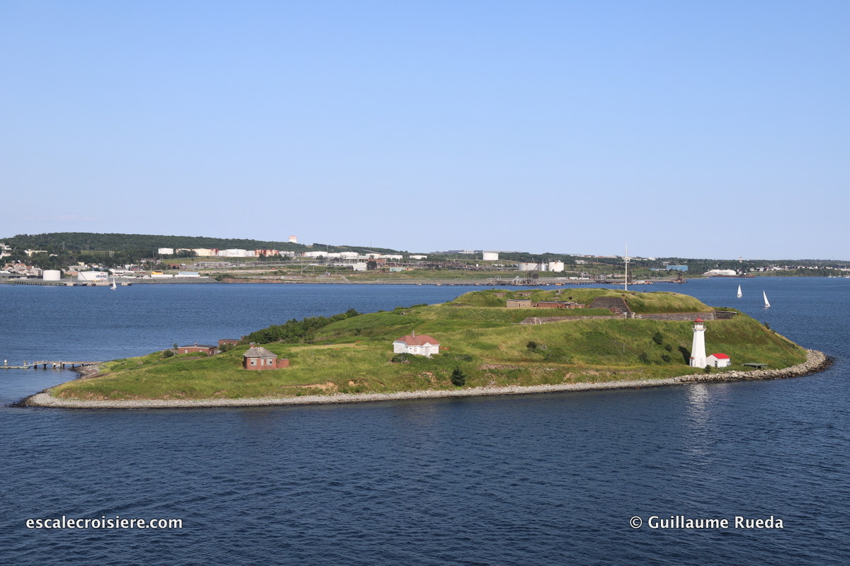 Escale à Halifax
