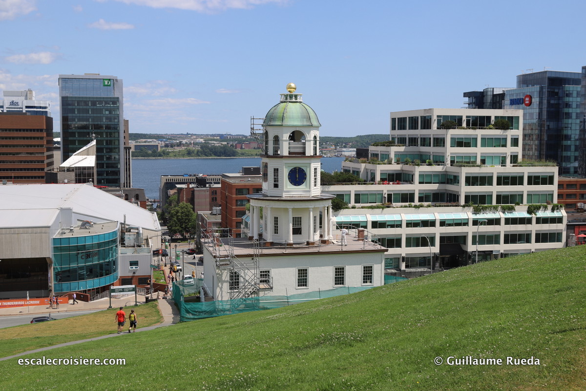 Escale Halifax - Tour de l'horloge