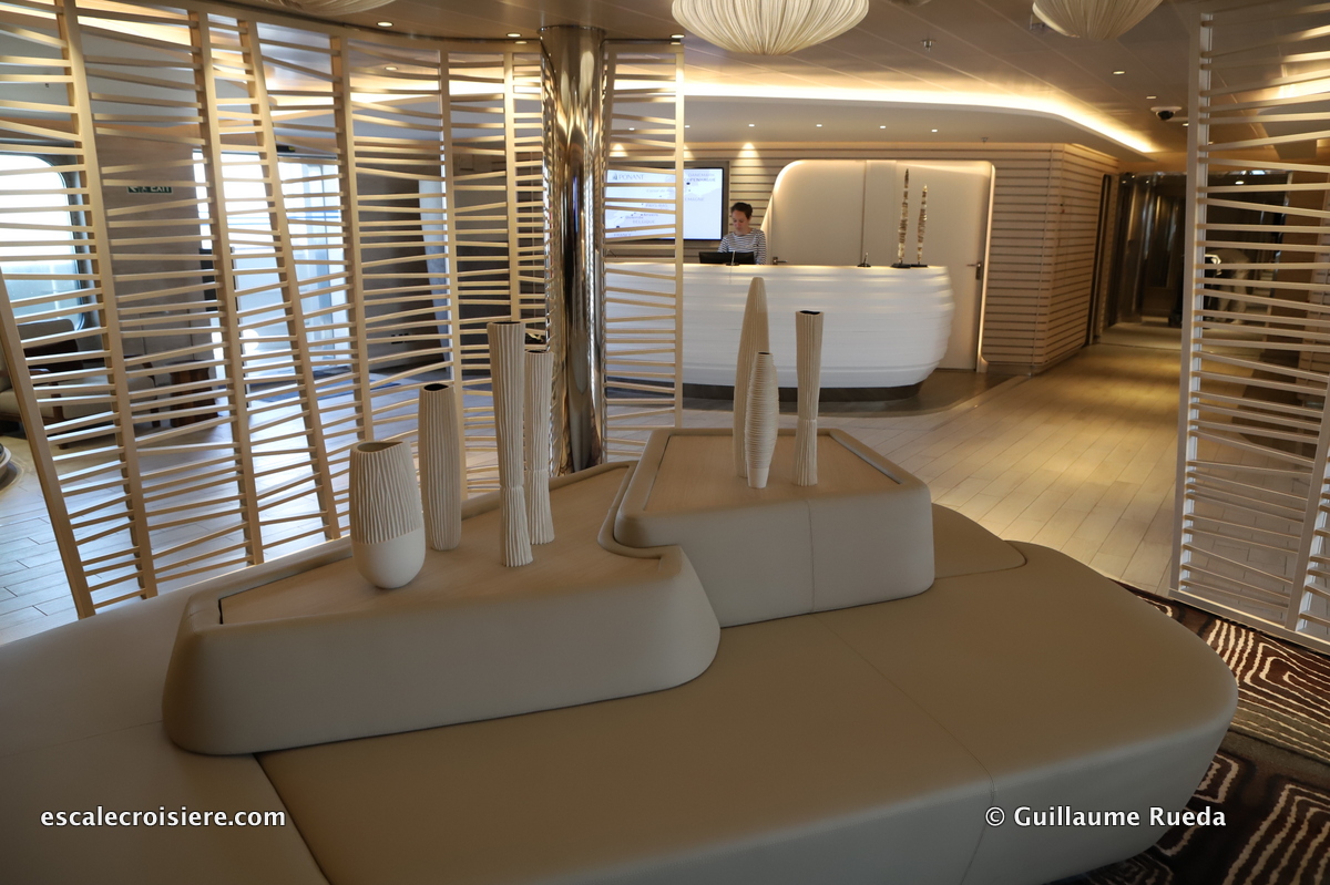 Le Dumont D'Urville - Réception