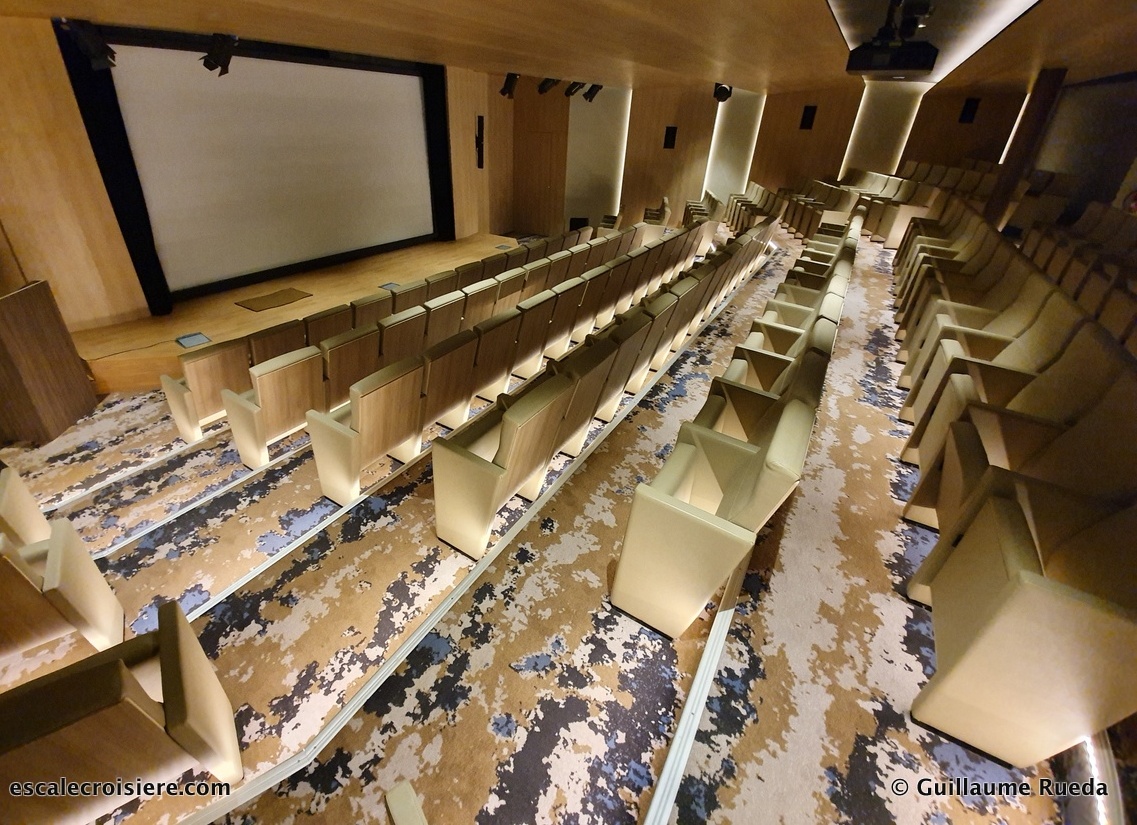 Lecture theater - World Explorer - Quark