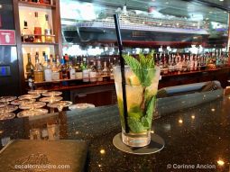 Queen Mary 2 Mojito Commodor Club