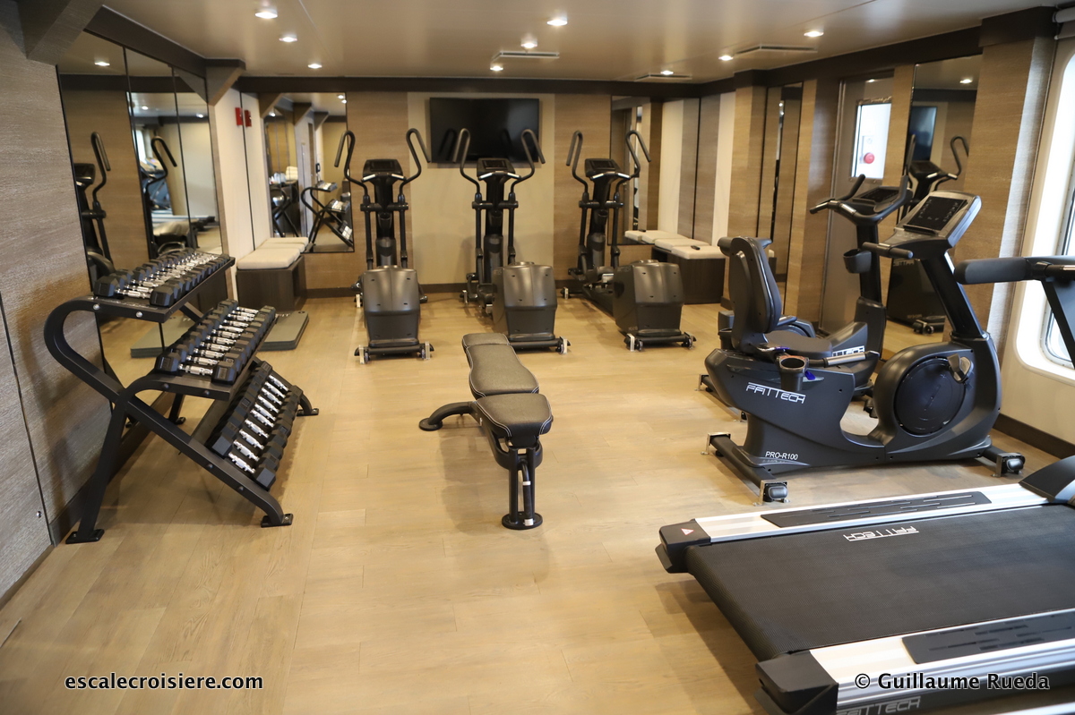 Casino - World Explorer - Quark