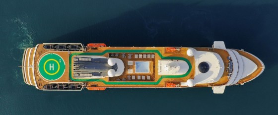 World Explorer - Aerial view - Quark