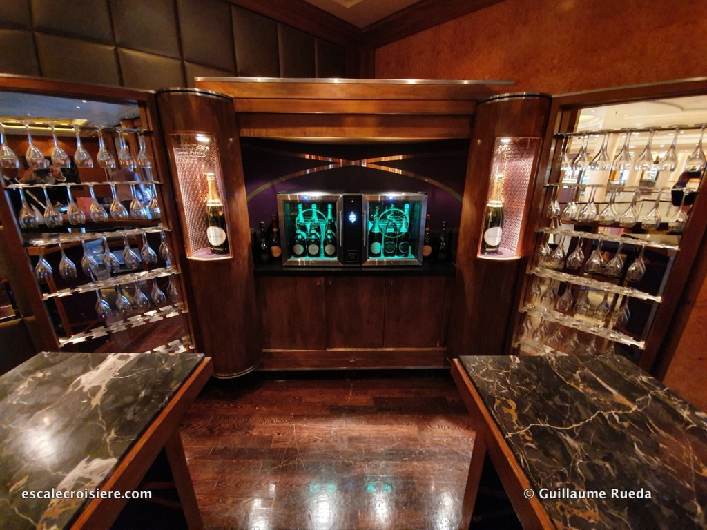 Queen Mary 2 - Bar à Champagne Laurent Perrier