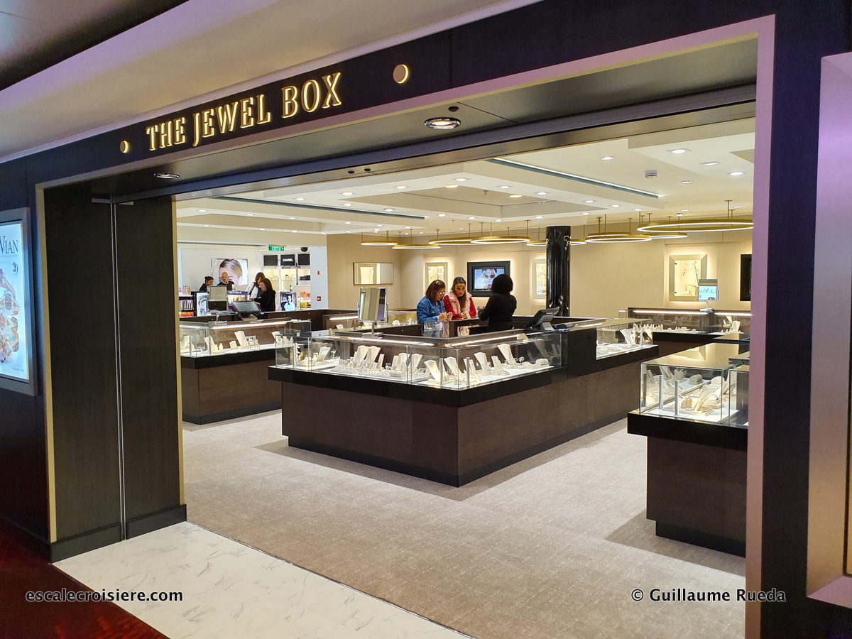 Boutique Bijouterie - Norwegian Encore