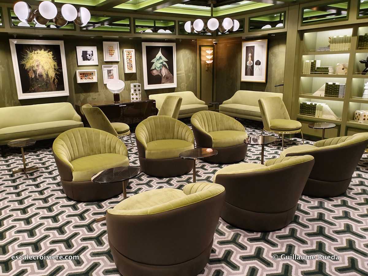 Social Comedy & Night Club - Norwegian Encore