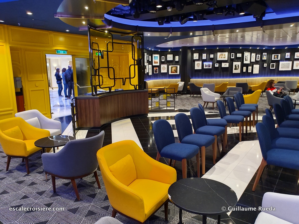 Social Comedy & Night Club - Norwegian Encore