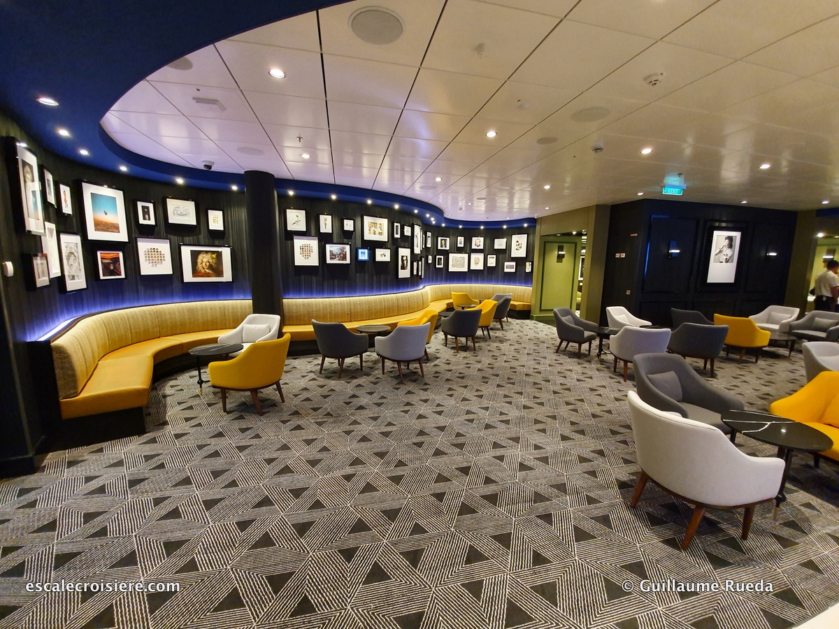 Social Comedy & Night Club - Norwegian Encore