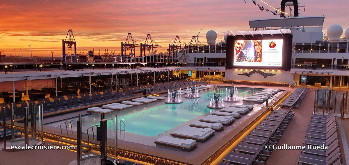 MSC Grandiosa - Atmosphere pool