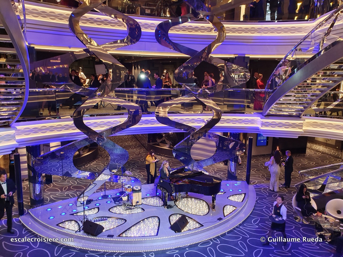 MSC Grandiosa - Infinity Atrium