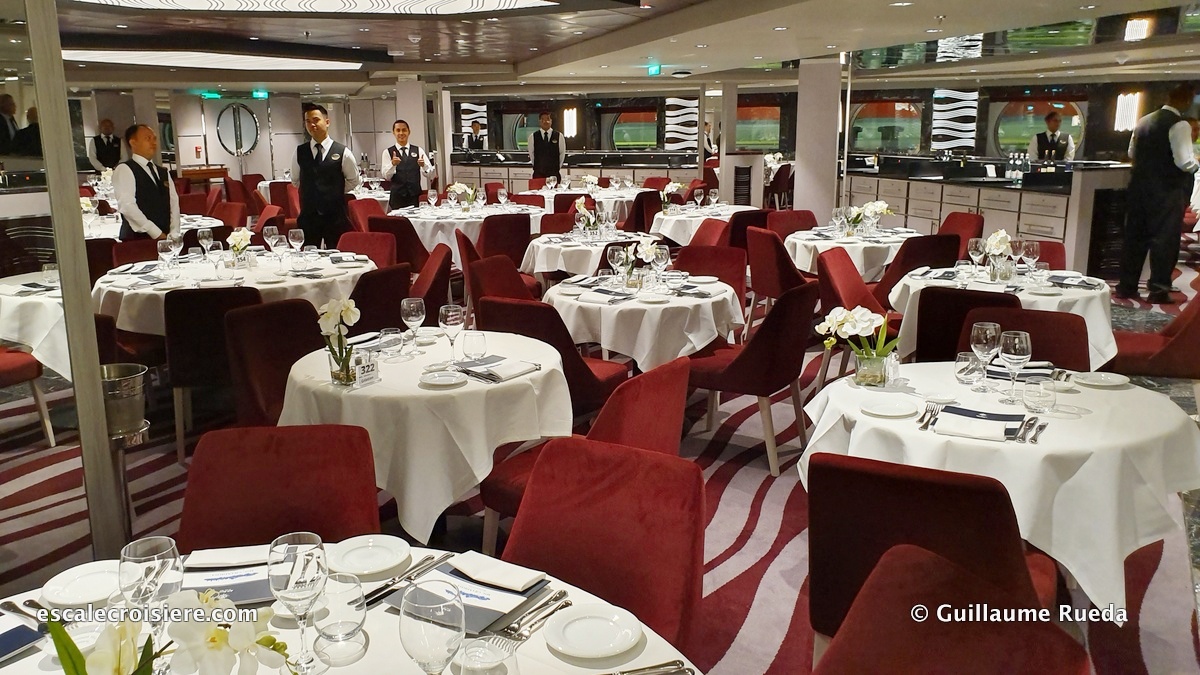 MSC Grandiosa - Purple Crab restaurant