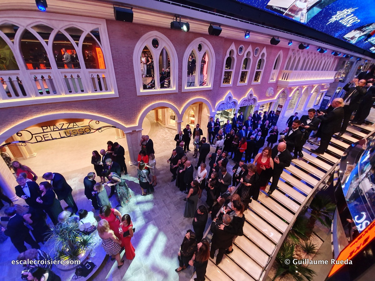 MSC Grandiosa - Sky Dome LED