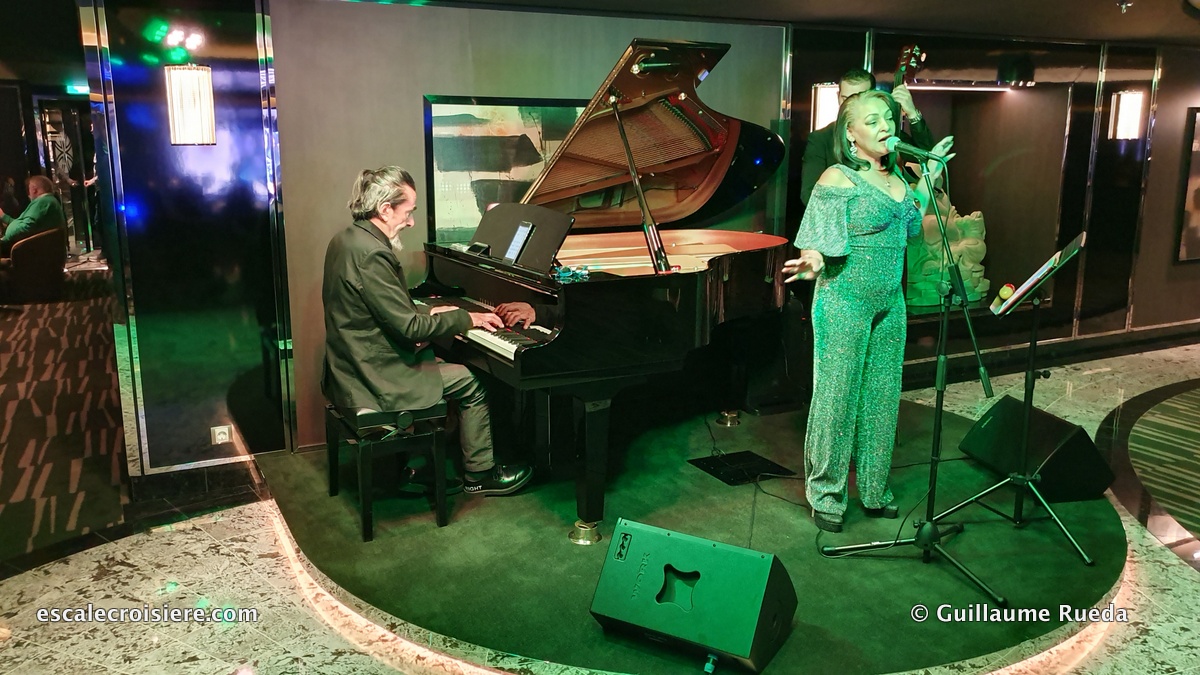 MSC Grandiosa - Sky Lounge