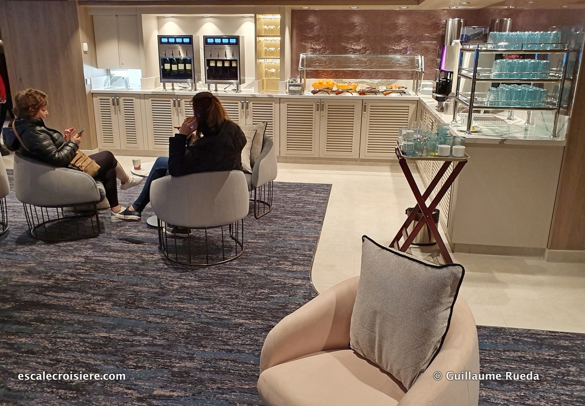 Studio Lounge - Norwegian Encore