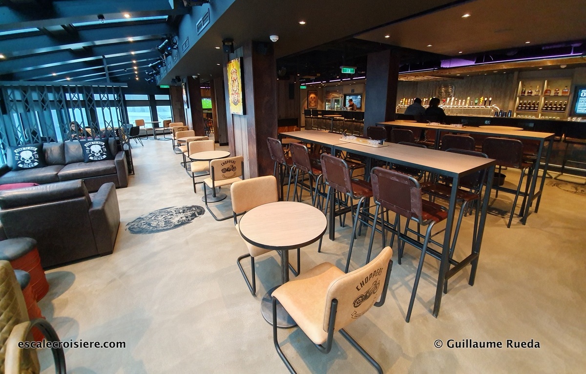 The District Brew House - Norwegian Encore