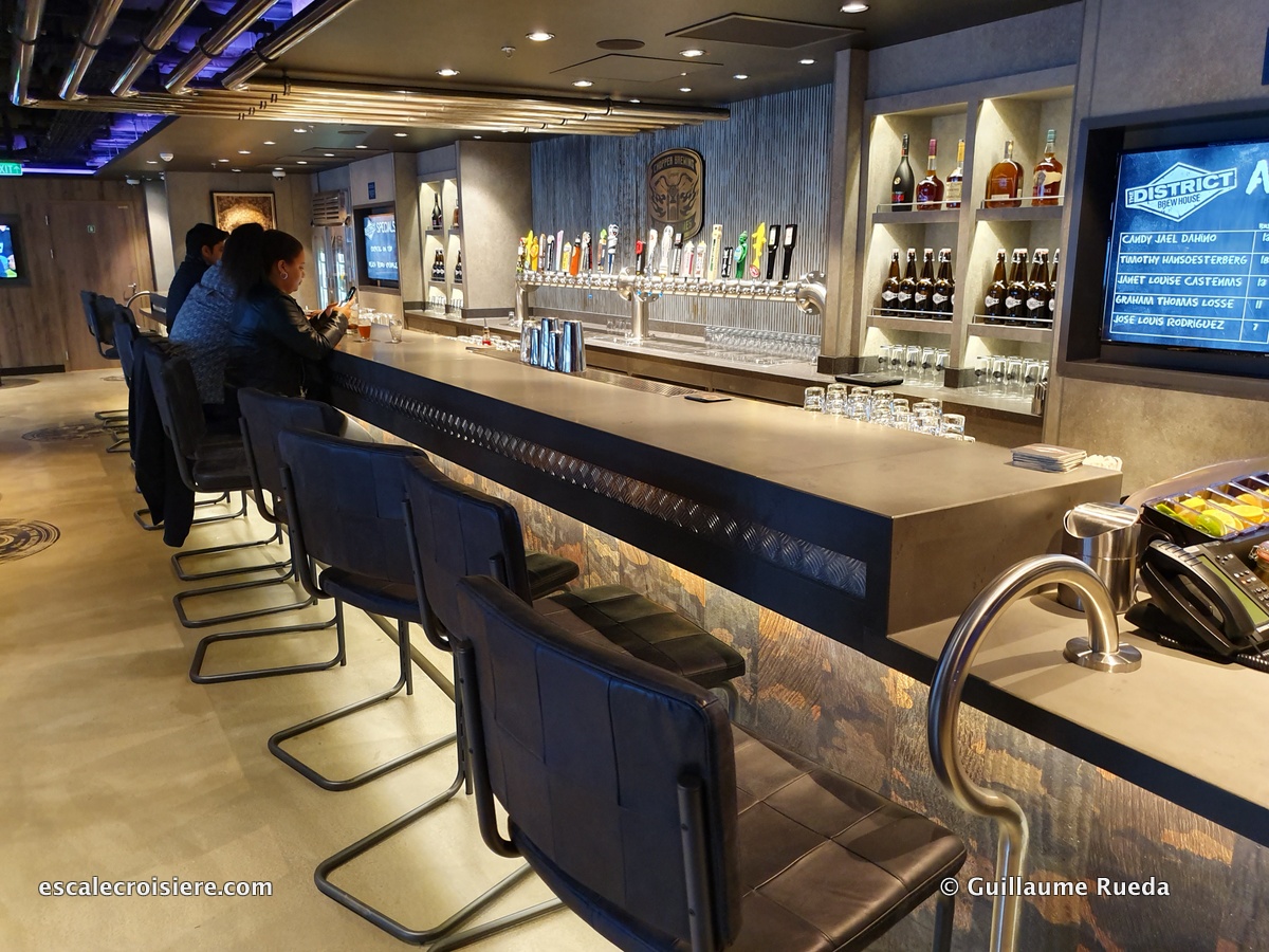 The District Brew House - Norwegian Encore