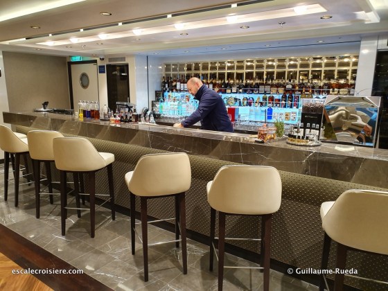 The Haven bar - Norwegian Encore