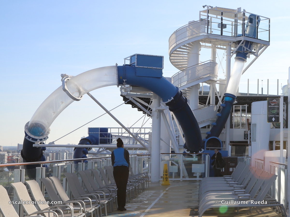 Toboggan Ocean Loop - Norwegian Encore