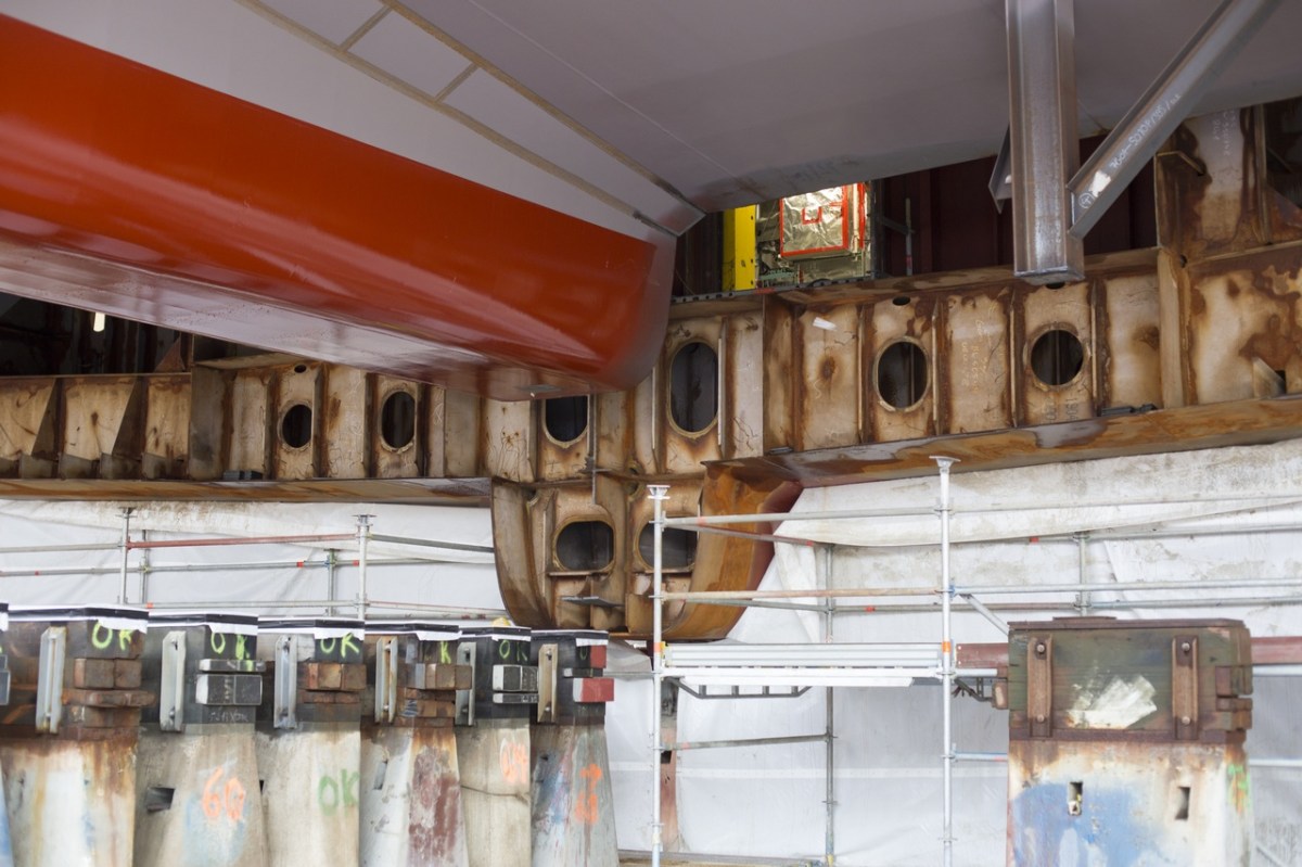 Costa Toscana_Pose de la quille