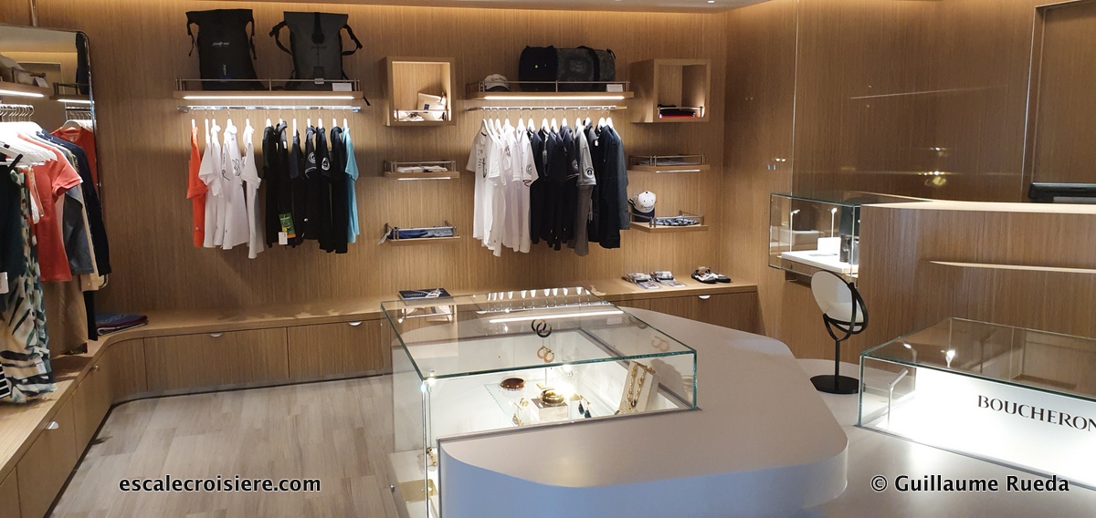 Boutique - Le Jacques Cartier - Ponant