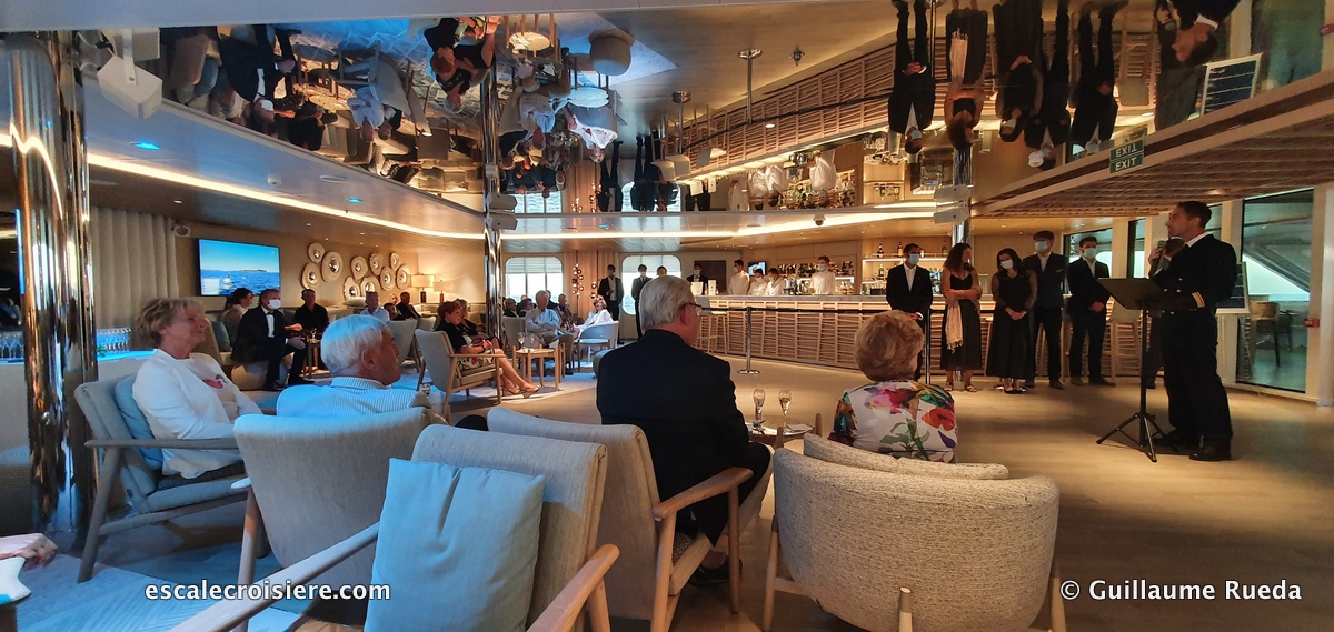 Grand Salon - Le Jacques Cartier - Ponant - Xavier Rutten - Cocktail d'aurevoir