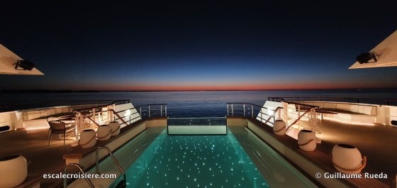 Piscine - Le Jacques Cartier - Ponant