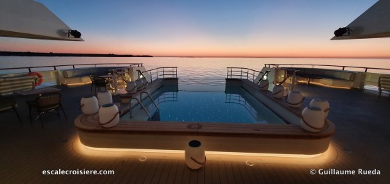 Piscine - Le Jacques Cartier - Ponant