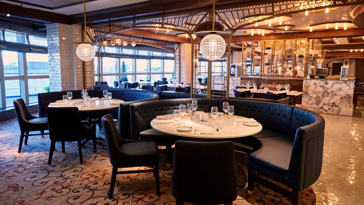 Enchanted Princess - Restaurant - La Mer