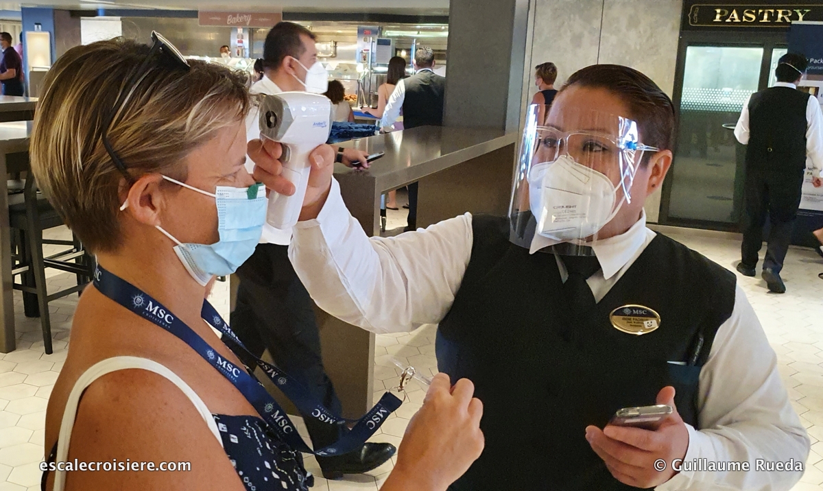 MSC Seaside - prise température - buffet
