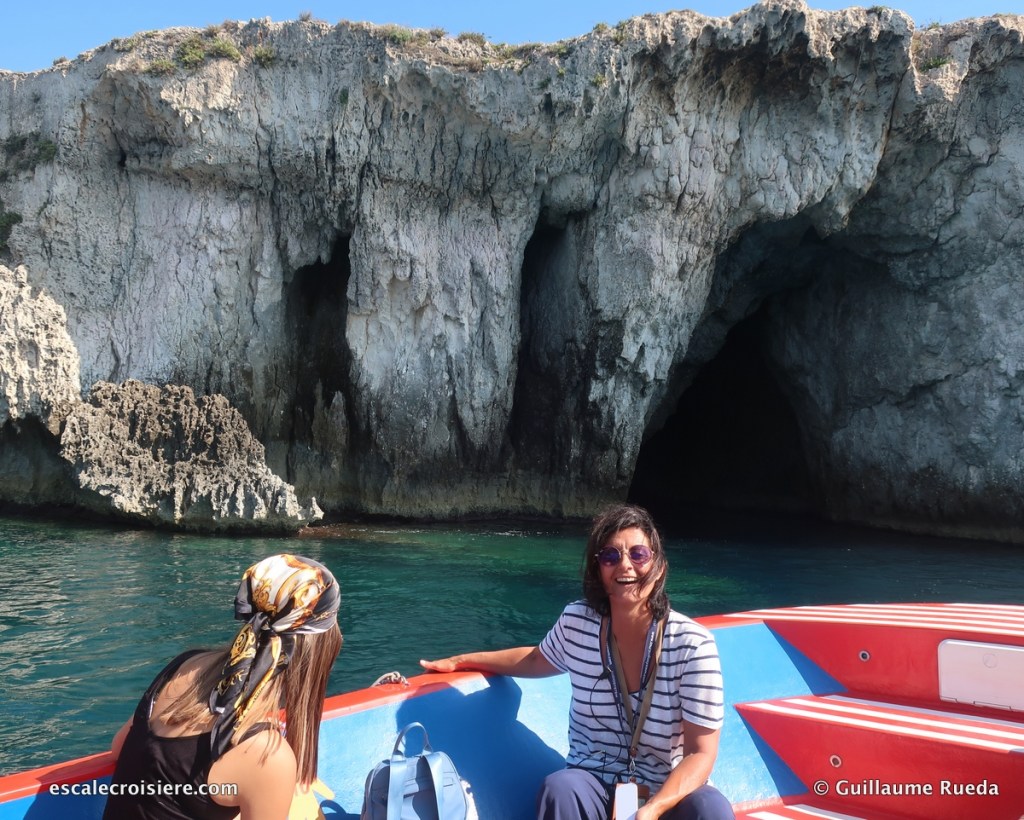 Ortigia grottes - Syracuse