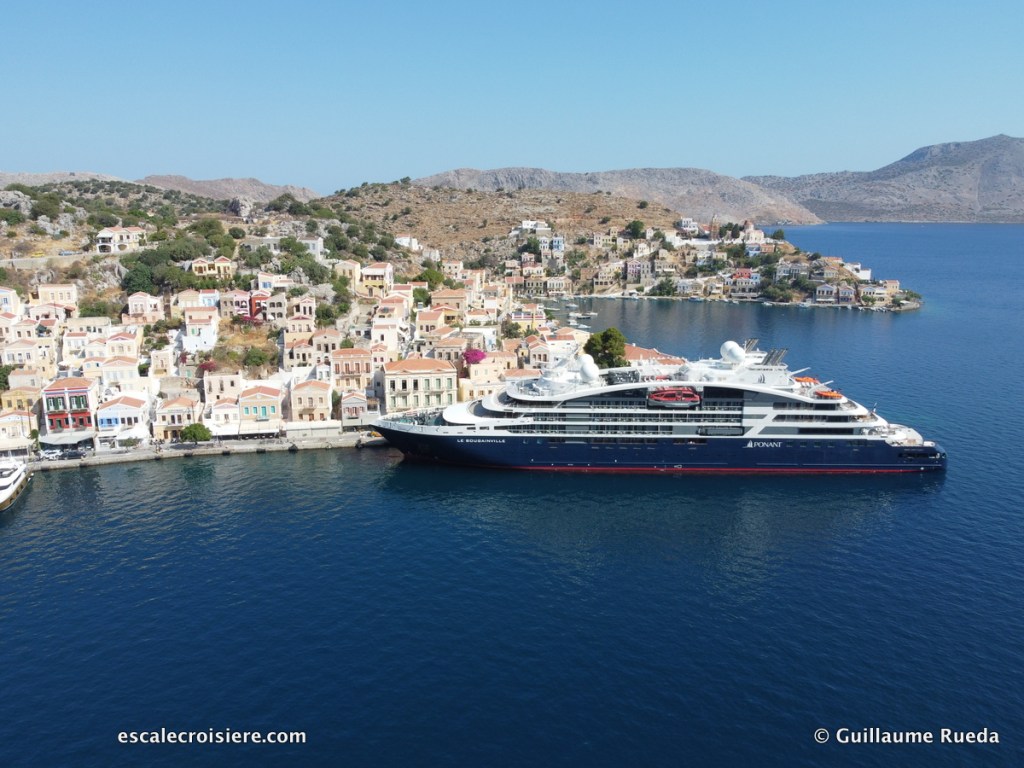 Le Bougainville - Symi - Grèce