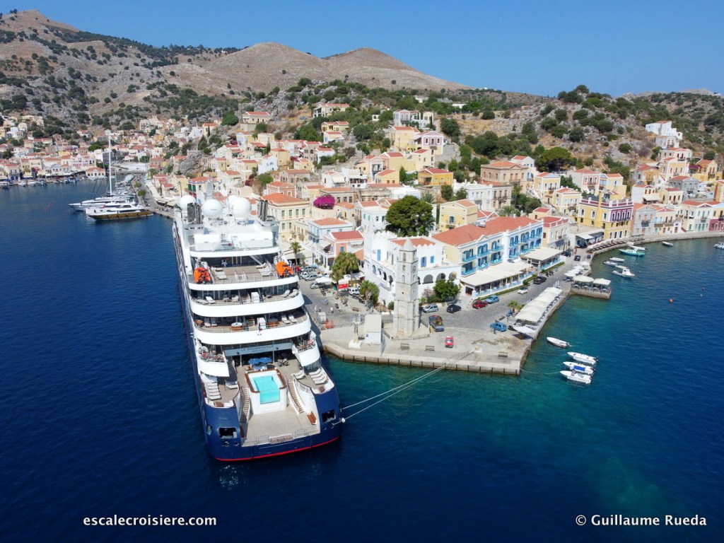 Le Bougainville - Symi - Grèce