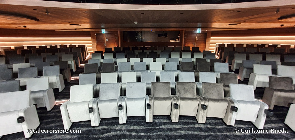 Le Commandant Charcot - Théâtre