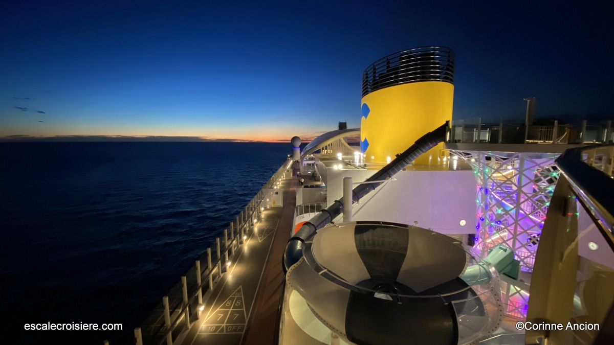 Aquapark - Costa Smeralda by night