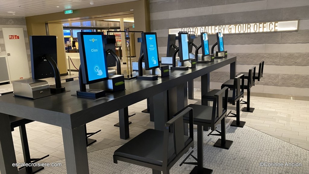 Boutique photos - Costa Smeralda