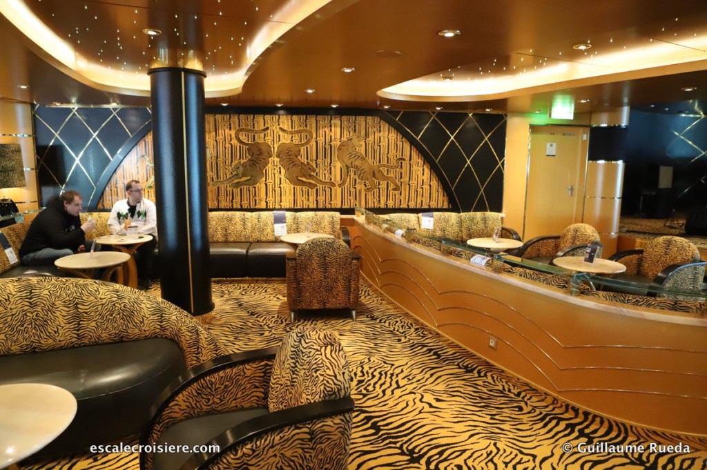 Tiger bar - MSC Magnifica