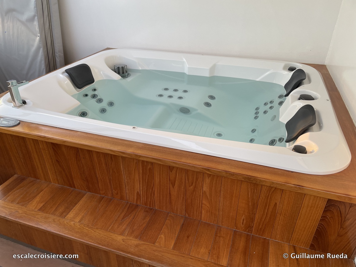 MSC Virtuosa - Grand Suite - 12007