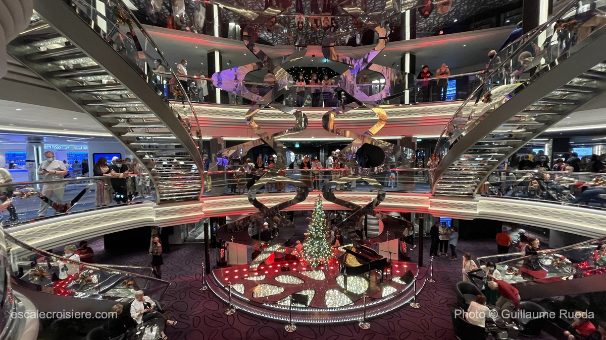 Infinity Atrium - MSC Virtuosa