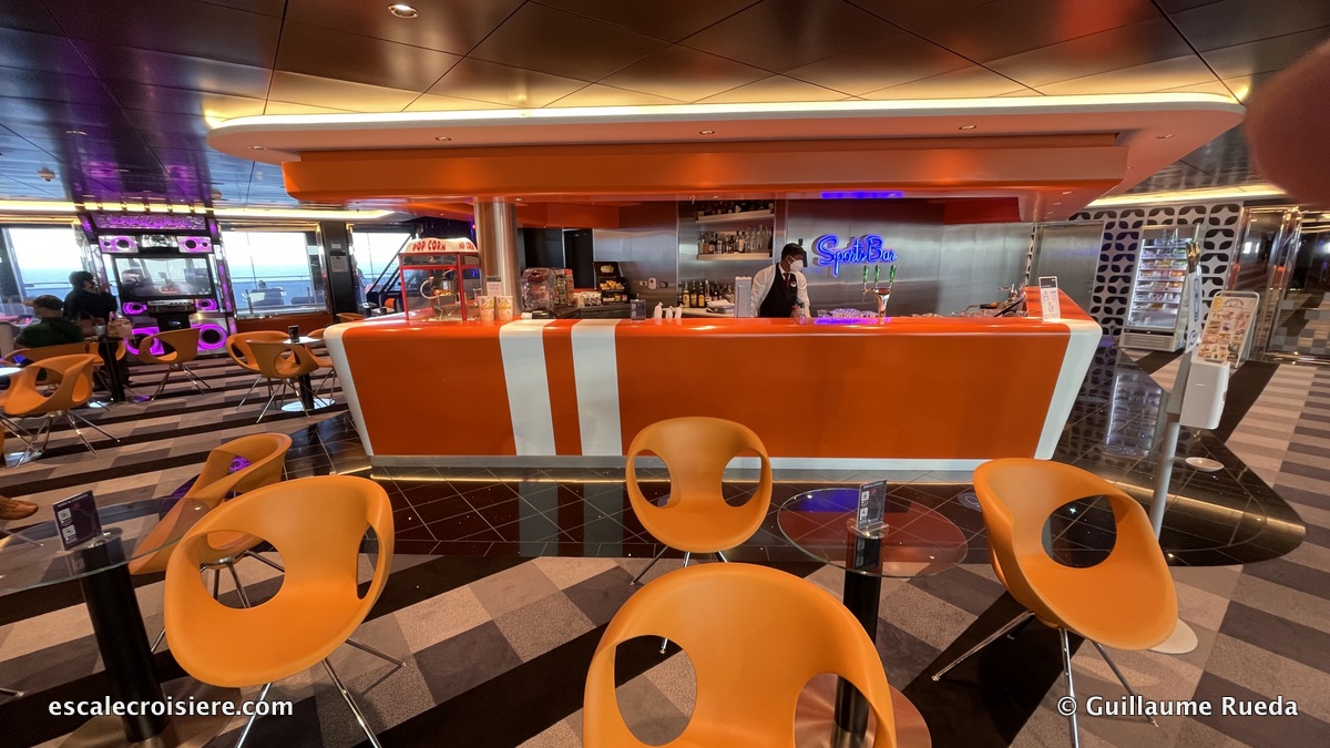 MSC Virtuosa - Sport bar