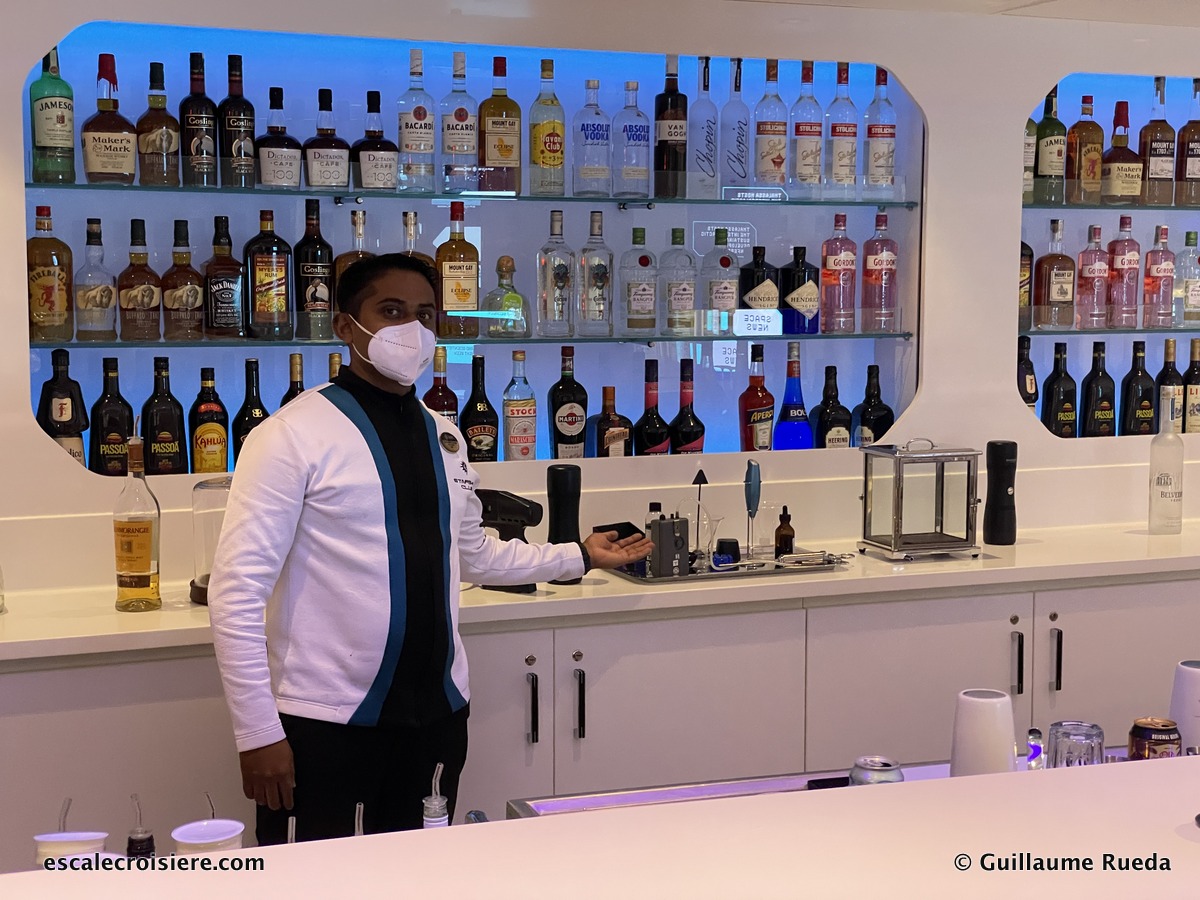 MSC Virtuosa - Starship Club - Robot - Rob