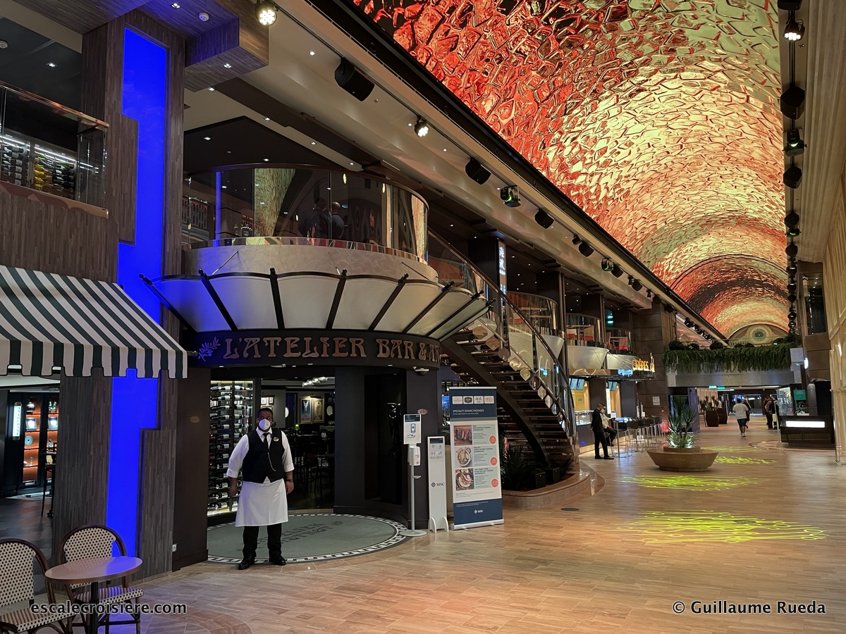 MSC Viruosa - L'Atelier bar & art