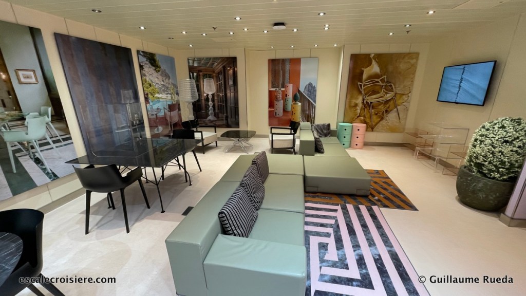Costa Firenze - Kartell lounge