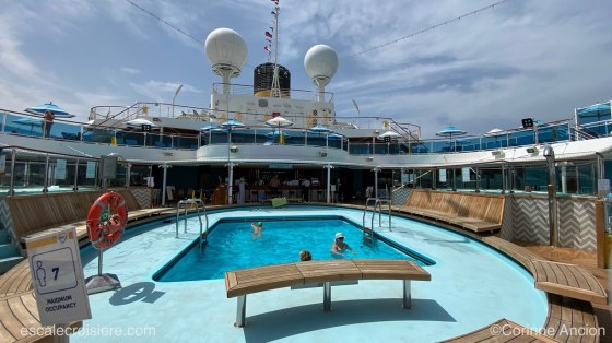 Costa Firenze - Piscine arrière Versilia Sunshine Deck