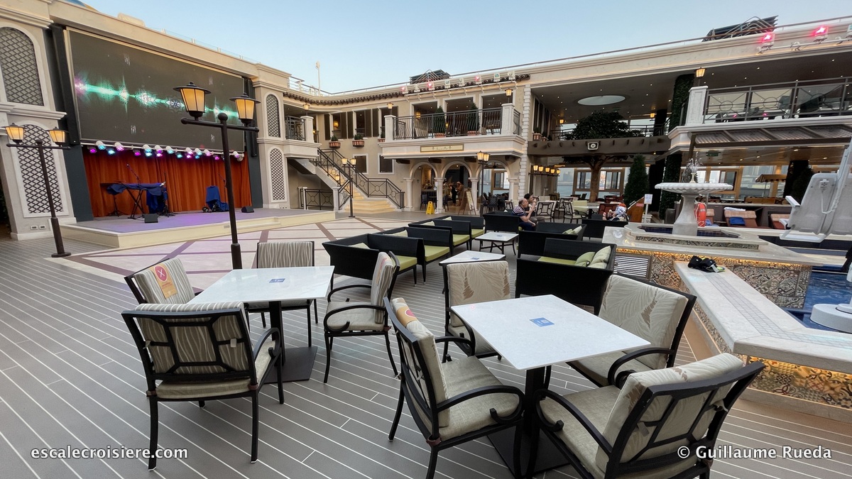 Costa Firenze - Versilia Deck