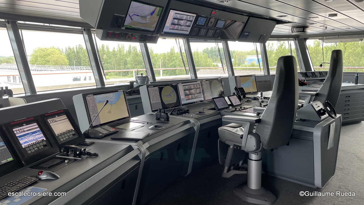 Le Bellot - Passerelle -Ponant